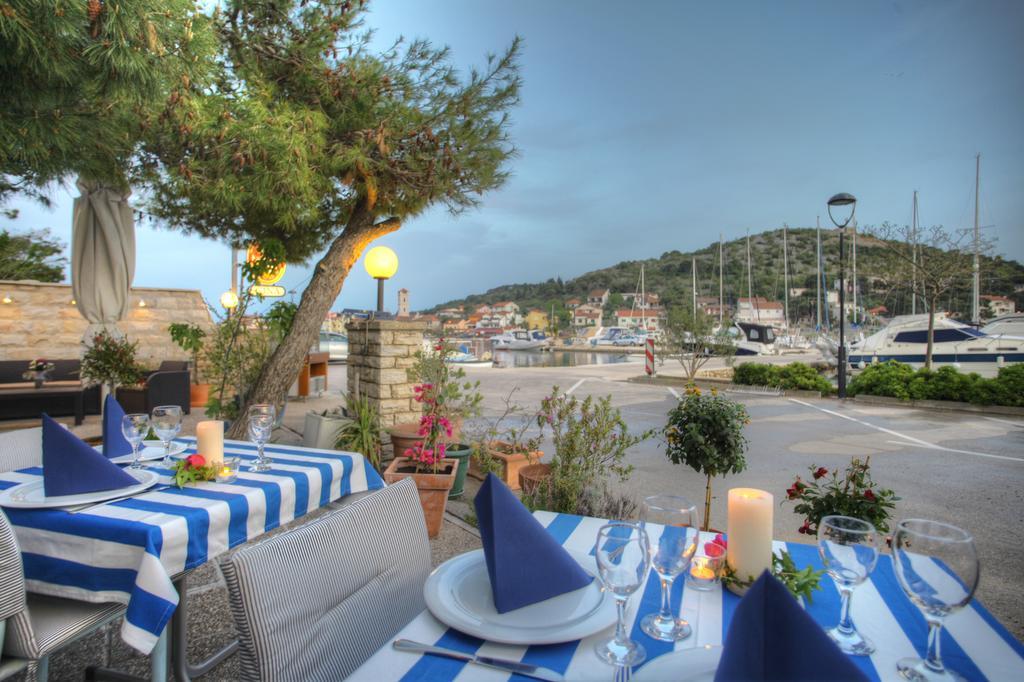 Gina Bed & Breakfast Tisno Room photo