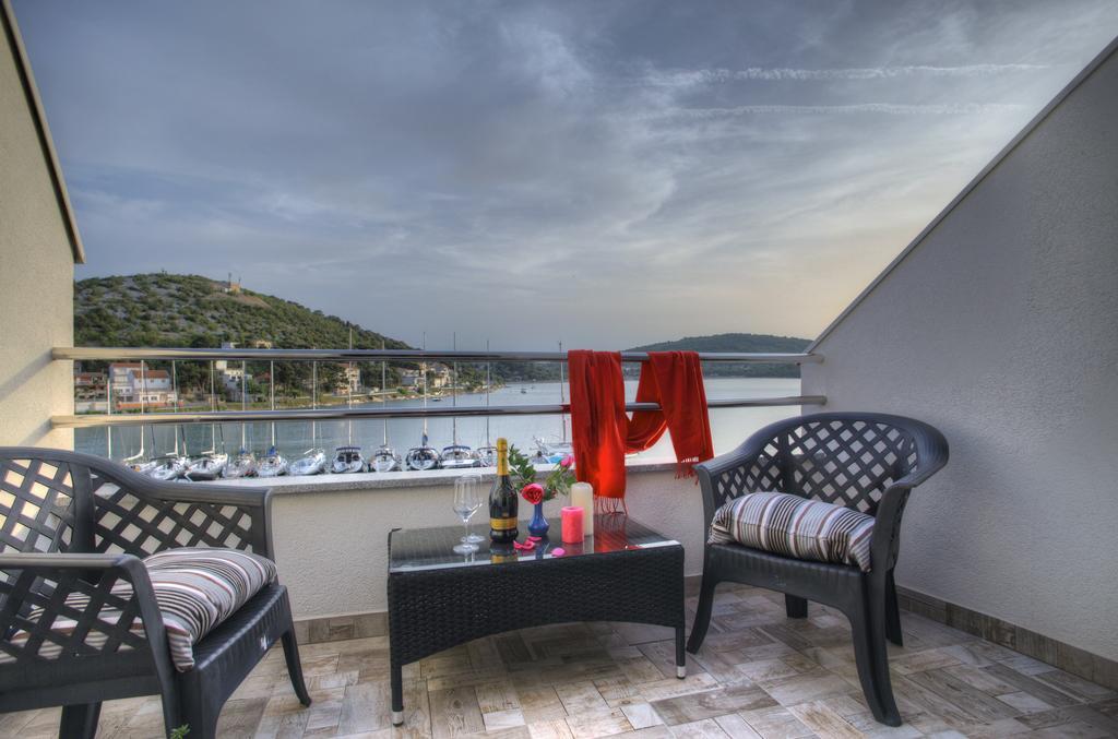 Gina Bed & Breakfast Tisno Room photo