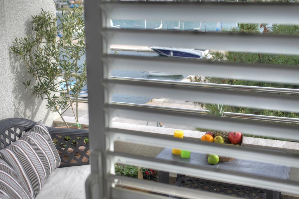Gina Bed & Breakfast Tisno Room photo