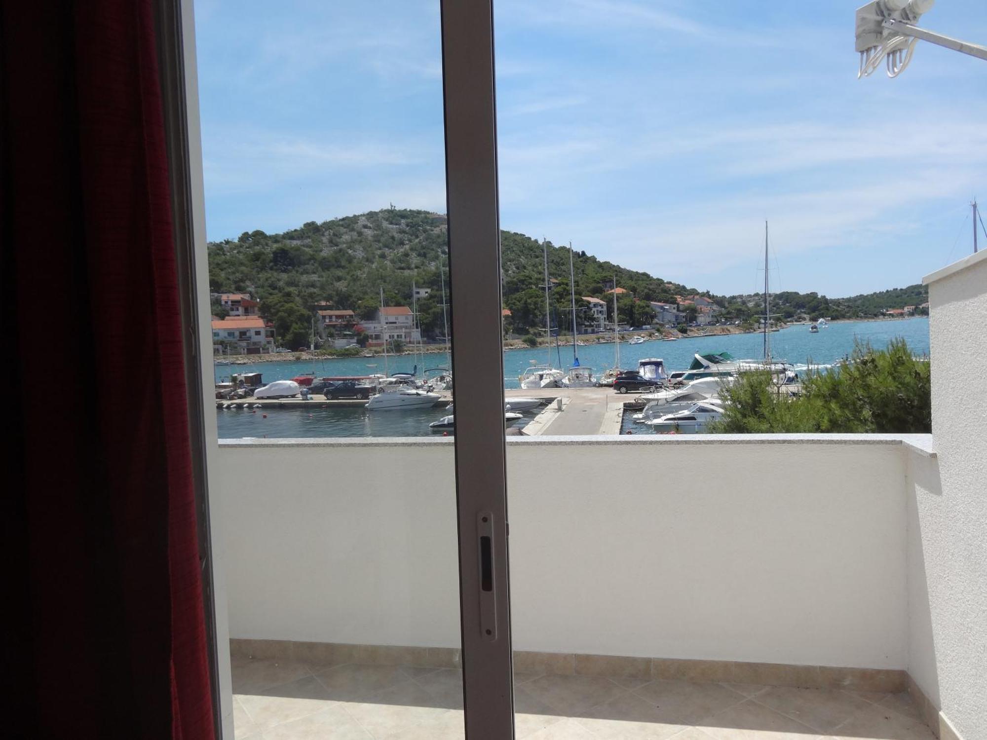 Gina Bed & Breakfast Tisno Room photo